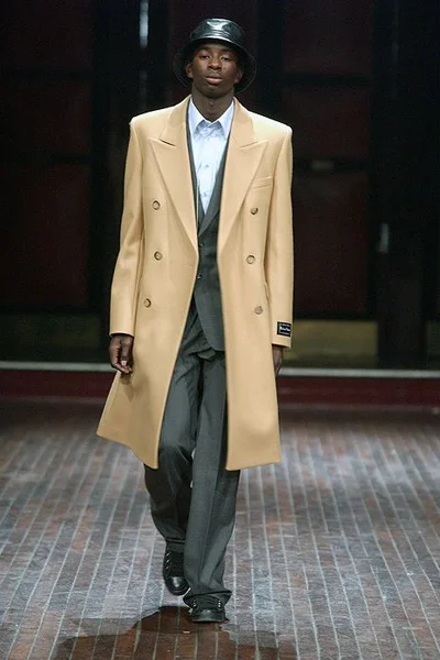 Look 28